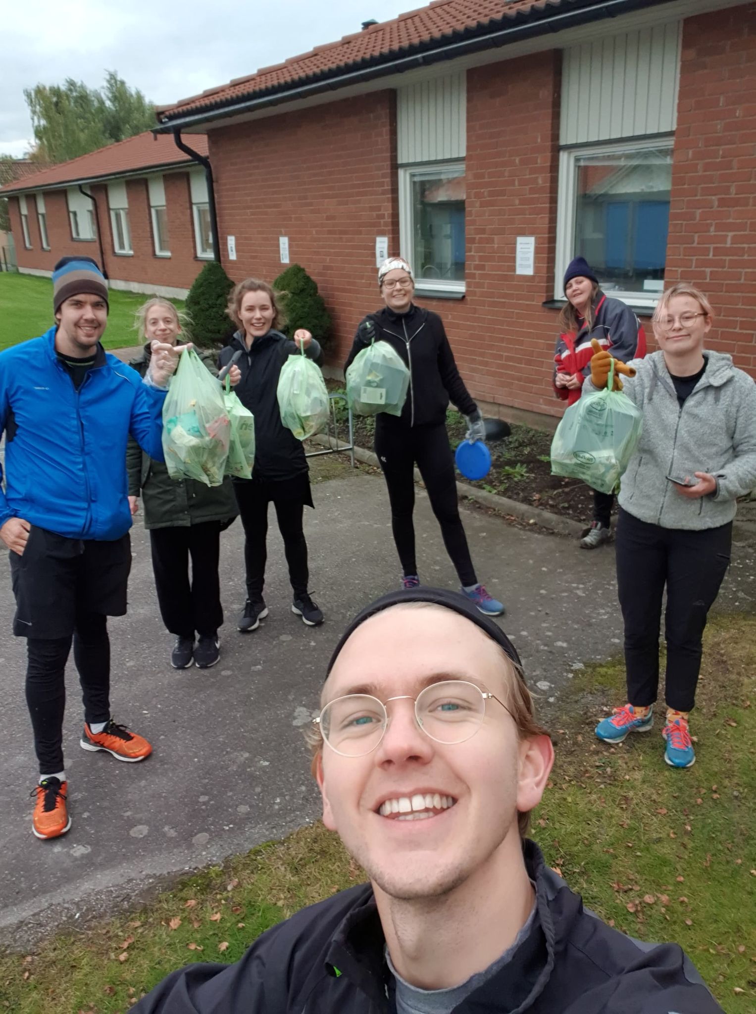 121510742_389725972035096_7978847375197742183_n